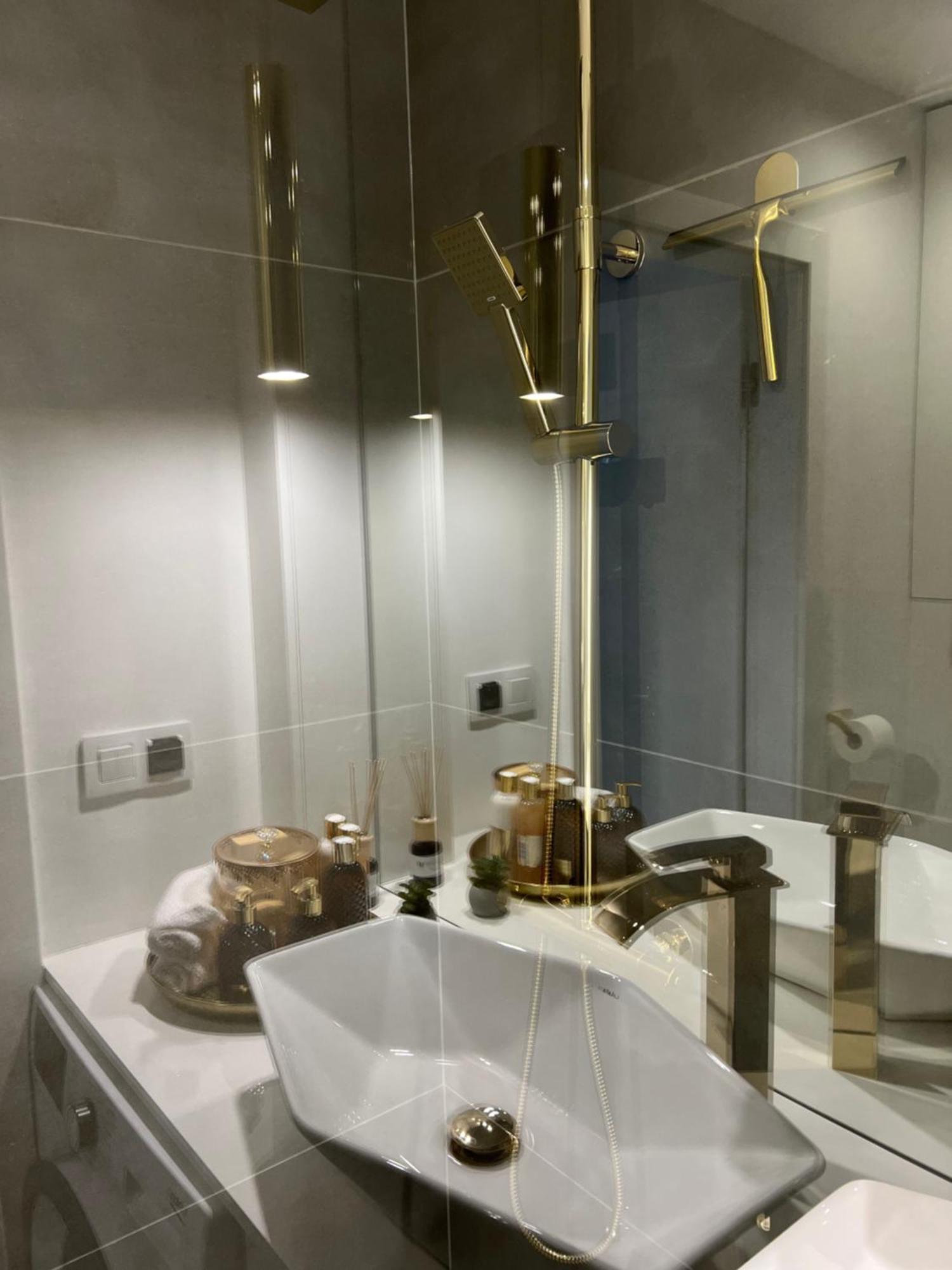 M&S Lux Apartments Kochanowskiego Łódź Buitenkant foto